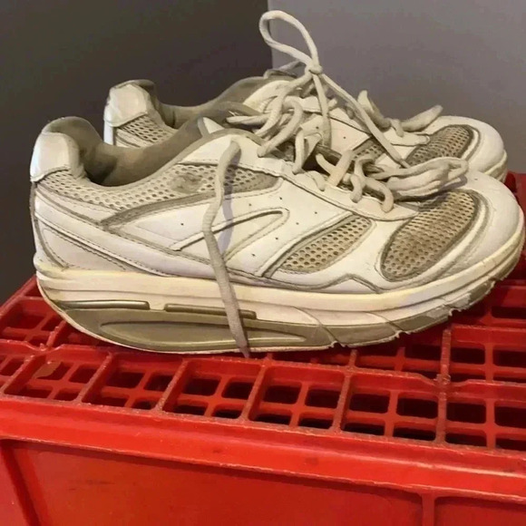 Atlas Dr  Scholl shoes - Picture 2 of 8